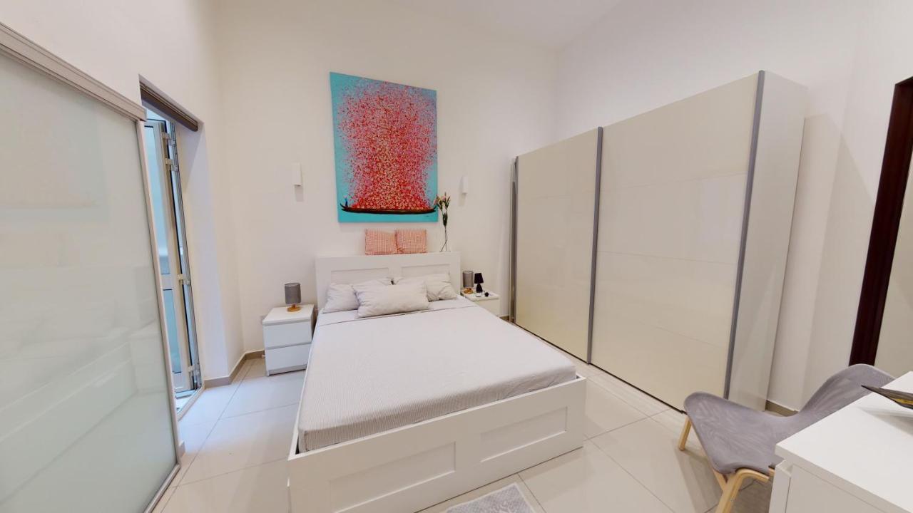 Spacious 3 Bedroom Maisonette Sliema Buitenkant foto