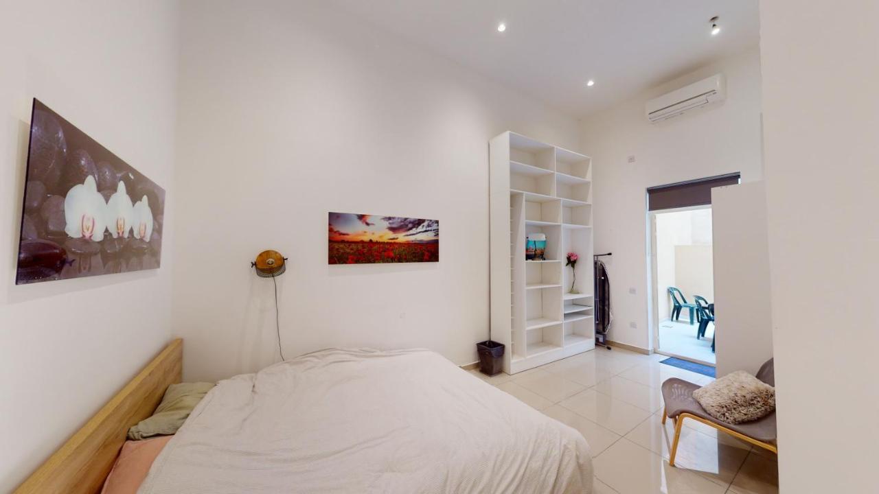 Spacious 3 Bedroom Maisonette Sliema Buitenkant foto